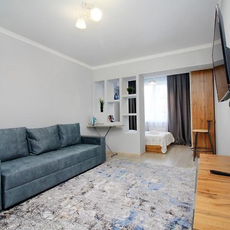 אלמטי Cozy Studio In The Best Area! 3 מראה חיצוני תמונה