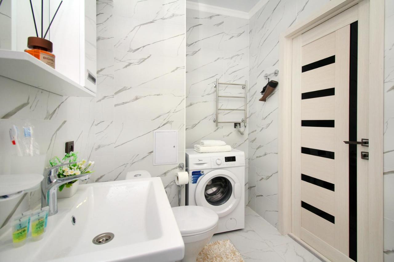אלמטי Cozy Studio In The Best Area! 3 מראה חיצוני תמונה