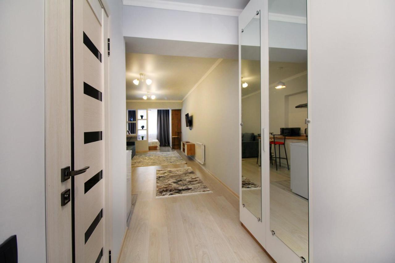 אלמטי Cozy Studio In The Best Area! 3 מראה חיצוני תמונה